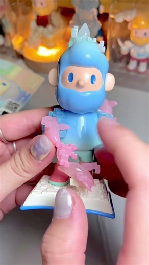 Unboxing farmerbob. Do you know this guy?? #blindbox #unboxing #findingunicorn #farmerbob #shorts