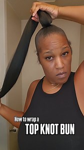 223K views · 69K reactions | Top knot for the girlies.... #topknot #topknotbun #hairtutorial #hairtutorials #sleekponytail #sleekponytails #fyp #ponytailtutorial #ponytail | Robin Ford | Facebook