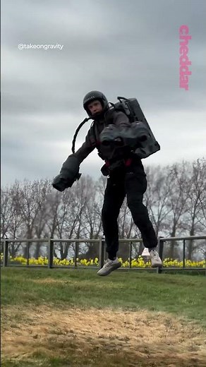 Jetpack Joyride turns reality!🚀 Would you try one?