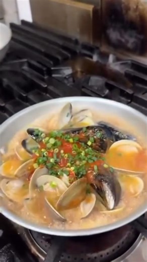 ムール貝とあさりのトマトソース新定番の作り方