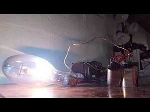 Arc destroys mercury lamp 2000 volts
