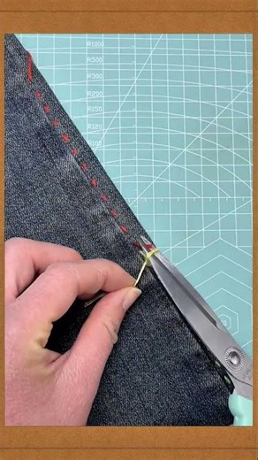 Perfect Thread Knot Tutorial#sewingtips #handstitch #embroideryhack #DIYcraft #needlework #sewing