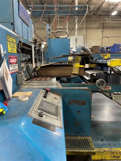 MCKINLEY EMBA FLEXO FOLDER GLUER