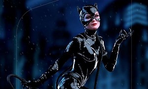 Iron Studios unveils Batman Returns Catwoman collectible statue
