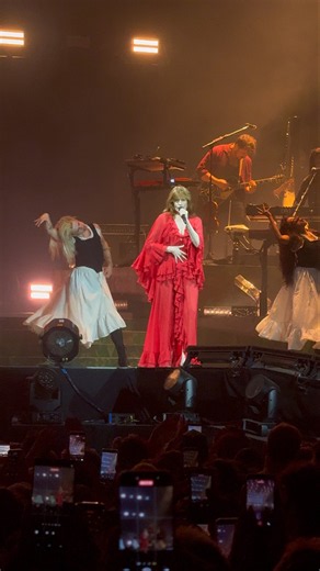 Florence + The Machine - Everybody Scream (live at Sziget Festival, Budapest, 2026)
