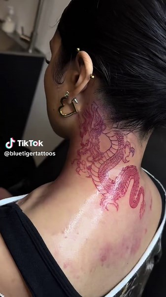 Reasons to Consider Getting a Neck Tattoo