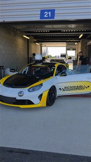 Track-Day Taxidrive in the Alpine A110 Cup #schwägliperformance #alpinecars #racecar