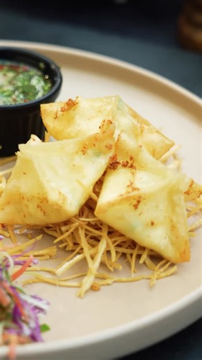 This is the kind of food that pulls you in. #coconutgrove #restaurant #food #karachi #dinner | Coconut Grove Pakistan