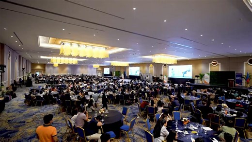 𝗦𝗰𝗵𝗼𝗼𝗹 𝗟𝗲𝗮𝗱𝗲𝗿𝘀𝗵𝗶𝗽 𝗧𝗲𝗮𝗺 𝗜𝗻𝘀𝘁𝗶𝘁𝘂𝘁𝗲 Phoenix Publishing House’s School Leadership Team Institute (SLTI) empowers school leaders with the knowledge, skills, and collaboration needed to drive school improvement and learner success. #SLTI #AlagangMahalaga #AlagangPhoenixSibs | Phoenix Publishing House