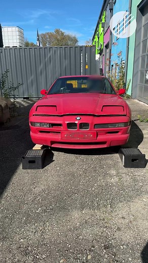 Classic BMW 850CSI Sound and Top Speed Run in 90s Germany