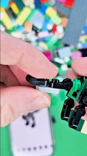 How to build Raptor Blue in LEGO with Brickify!