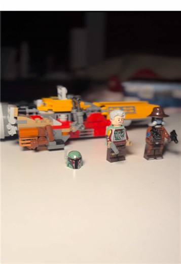 Two awesome minifigs🤩 one horrible price🥴 will you be picking this set up?? #legostarwars #bookofbobafett #mandolorian #starwars