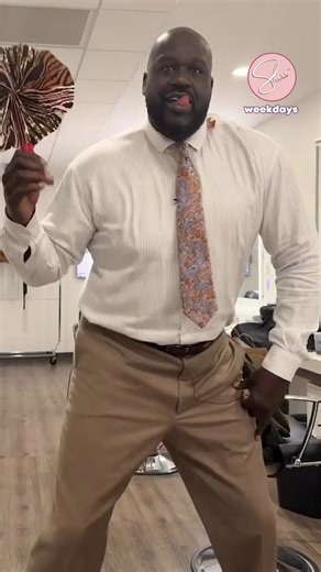 From Sherri’s bestie Niecy Nash-Betts, to Shaq and Ciara, EVERYONE is learning the viral “Boots On The Ground” Line Dance, so you know Sherri and her glam team had to try it! #sherrishepherd #sherrishowtv #niecynashbetts #ciara #shaquilleoneal Shaquille O' Neal Sherri Shepherd | Sherri