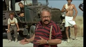 Cari fottutissimi amici è un film del 1994 diretto da Mario Monicelli con un grande Paolo Villaggio ambientato nella Firenze dell'agosto 1944, appena liberata dagli Alleati. ❤🎬 www.contemascetti.it/eventi | Il Ciclone