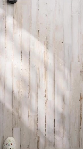 Take a “step” and add DIY creations to your closet! Try permanent Chalkology® Ink on apparel and wear your love for Chalk Couture™ on your sleeve. #chalk #chalkcouture #DIYapparel #DIYclothing #DIYcraft #DIY #chalkologyink | Chalk Couture