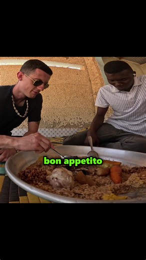 Senegalese food and dancing 🇸🇳 #senegaltiktok #senegal #afrique #africa #senegalaise_tik_tok🇸🇳