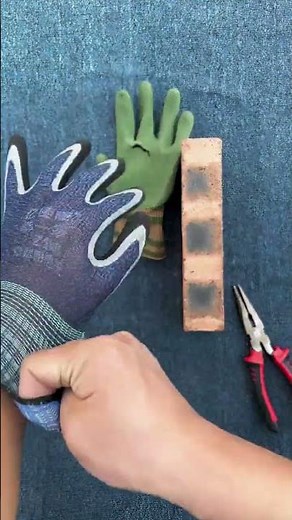Cut Proof Gloves Test 😲 | Sharp Tool vs Safety Glovesshorts#youtubeshorts#viral#trending