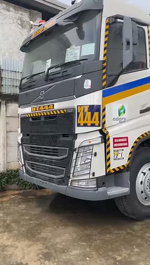 Gudang Truck Volvo FH 16 New series milik pt Adaro service