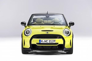 Giant MINI Facelift -- MINI Hardtop 2 Door, 4 Door and Convertibles All Receive Updates