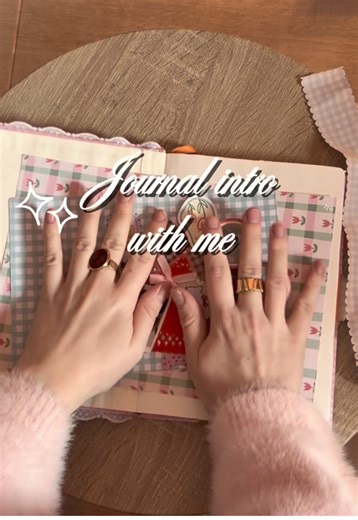 Create my new journal intro with me 🥰 #scrapbooking #crafty #journaling #junkjournal #fyp