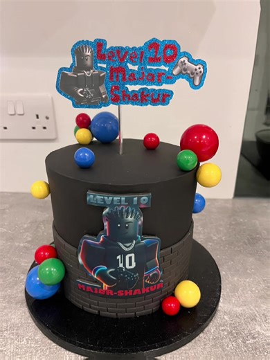 #roblox #Robloxcake #10thbirthdaycake #sonbirthdaycake