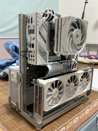 I built an open pc case,which greatly improved both the look and the hardware of my computer