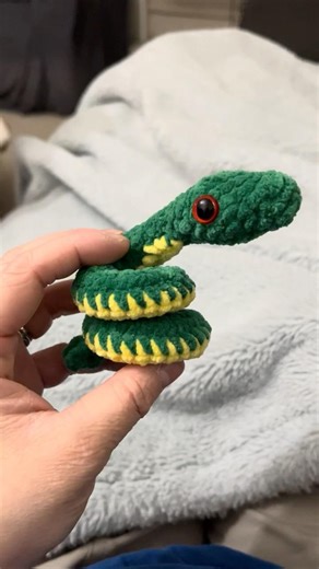 Twirly Snake Fidget #crochet #amigurumi #snake #fidget