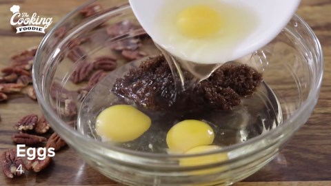 Classic Pecan Pie Bars with Buttery Crust