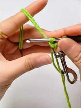 5-Min Crochet Keychain: Easy Pattern!