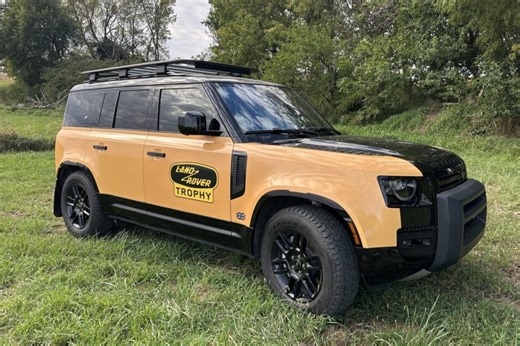 4,900-Mile 2022 Land Rover Defender 110 X-Dynamic SE Trophy Edition