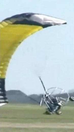 Powered Parachute CRASHES! (short #1)