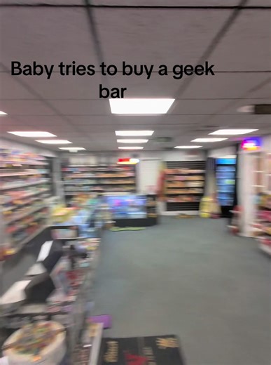 Baby Tries to Buy a Geek Bar – A Funny Moment