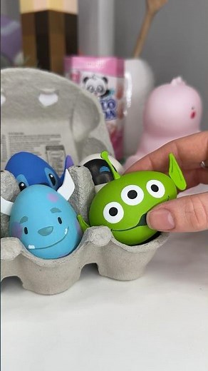Painting a Toy Story alien easter egg!