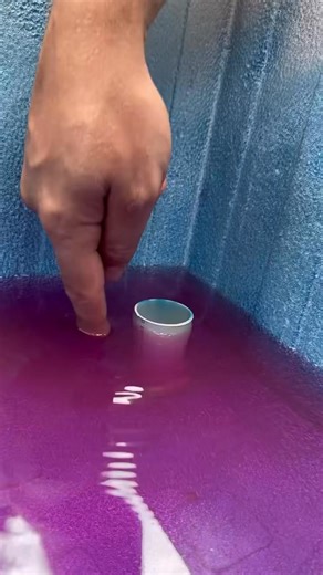 The perfect way to drain water with just a bottle Physics at work #NYWorkshop #WaterHack #HomeEngineering | Creative Tips