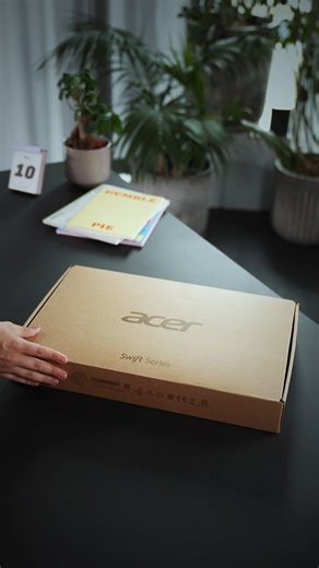 Wir haben letztens das Acer Swift Go 14 ausgepackt und wollten euch diese Aufnahmen nicht vorenthalten. Das Unboxing gehört einfach zu einem neuen Produkt dazu! Was habt ihr zuletzt ausgepackt? 樂 | Acer DACH | Facebook