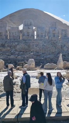 The Mountain of Giant Stone Heads #travel #turkey #turkeytravel #travelturkey #travelvlog #shorts