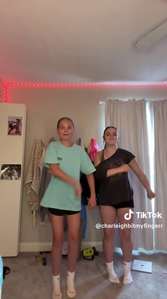 @kiersten🥝 post vb with the cousin duo😌😌