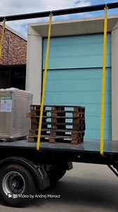 8.3K views · 33 reactions | Smart strapping of cargo involves using technology and best practices to ensure that goods are secured efficiently, safely, and in a way that reduces the risk of damage during transport. Video Credit: Andrej Morocz | Wevolver.com | Facebook