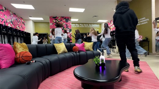 Sprayberry High School unveils Meta-sponsored renovation of women’s basketball locker room