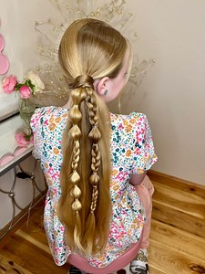 Happy Friday! Today we did a side ponytail hairstyle with some fun combo braids!👱🏻‍♀️🎀 All of our favorite hair supplies that we love and use are linked here: https://liketk.it/5aV4T (affiliate link) #hair #hairvideo #easyhairstyles #hairtutorial #hotd #hairideas #braidtutorial #braids #hairstyleideas #updo #relatable #hairhowto #braidstyles #schoolhair #longhair #thickhair #girlshairstyles #hairinspo #hairtips #hairdo #girlmom #bubblebraids #ponytail #sideponytail | Paisley’s Petals