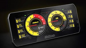 A Big, Easy-to-Read UC-10 Digital Display From Haltech