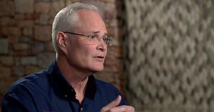 Exxon CEO says no new gas cars globally by 2040, goes wolf in sheep's clothing about CO2