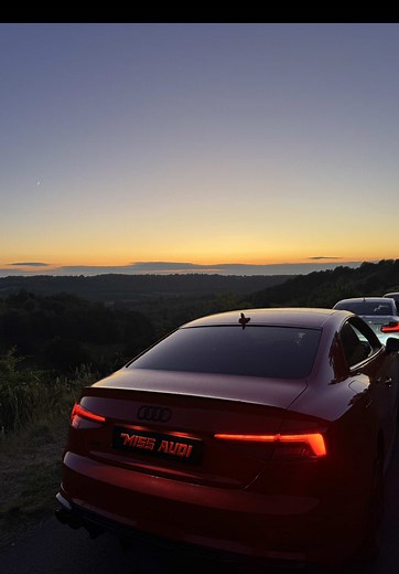 Audi S5 V8 Sound: Power and Performance