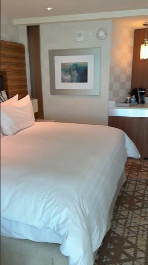 Room Tour at the Seminole Hard Rock Hotel and Casino in Tampa, Florida ‪@hardrocktampa‬
