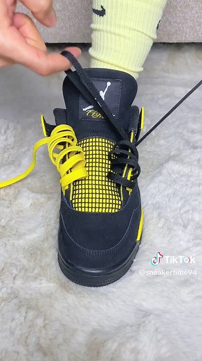 How to lace Jordan 4 Retro Thunder yellow #sneakerhead #vibes #jordans | jordan 4