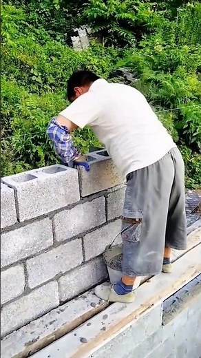 Step by Step Guide to Building a Strong Concrete Block Wall with Perfect Alignment