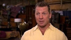 Watch Auction Kings Season 2 Episode 25 - Cy Young Baseball/50s TV