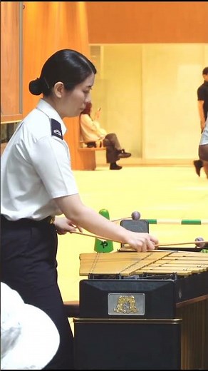 「上を向いて歩こう」世界を魅了した名曲 指揮：2等陸尉 中村知弘 陸上自衛隊東部方面音楽隊 火曜コンサート けやき広場 #shorts