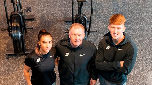 Man United legend Paul Scholes opens gym in Oldham with son and daughter