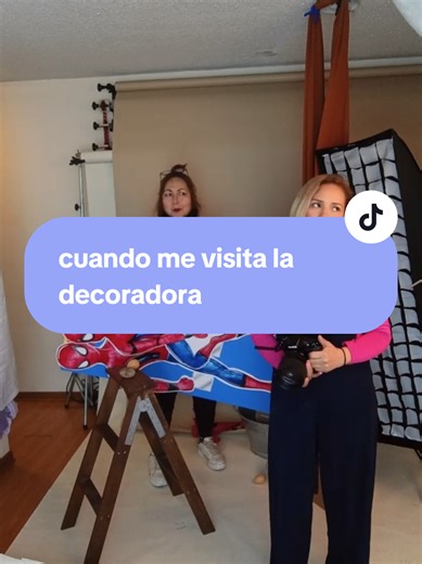 😅 gracias por prestarte a mis locuras, te salió natural 🤣🤭 @Flor Puente Reynoso #smashcake #decoradora #estudio #fotografia #photoshoot